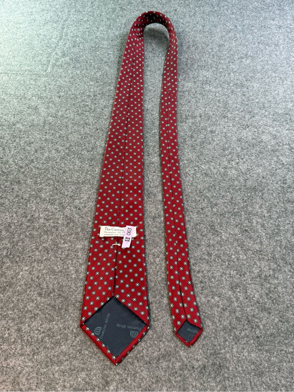 Vintage The Custom Shop Red Floral Necktie Handmade Imported Silk Tie - Picture 4 of 7